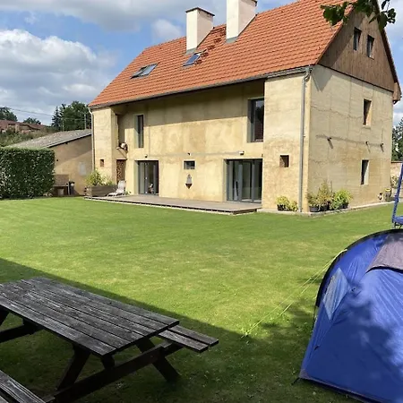 Homeland - Family Friendly House Willa Ledce (Plzen)