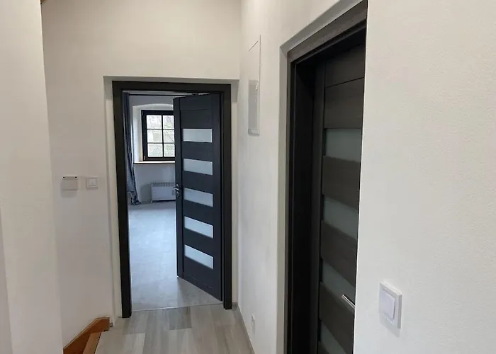 Homeland - Family Friendly House * Ledce (Plzen)