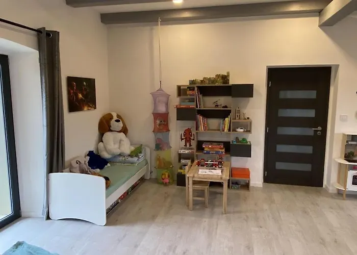 Villa Homeland - Family Friendly House Ledce (Plzen)